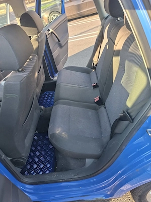 Volkswagen Polo 1.4 Benzină | An 2002 | 75 CP - imagine 6