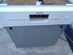 masina de spalat vase incorporabila SIEMENS