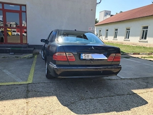 Mercedes e 240 - imagine 3