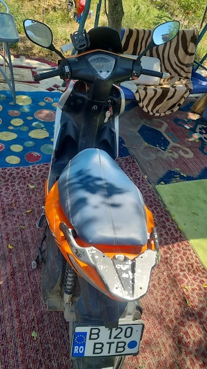 Scuter Kimco 125 cc - imagine 4