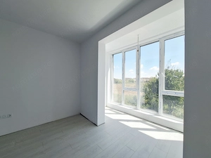 Aproape de uzina de apa. Etaj 1. Spatios, 78 mp utili. 2 balcoane.  - imagine 3