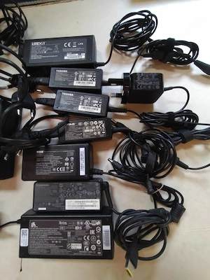Incarcatoare,alimentatoare 12v-48v