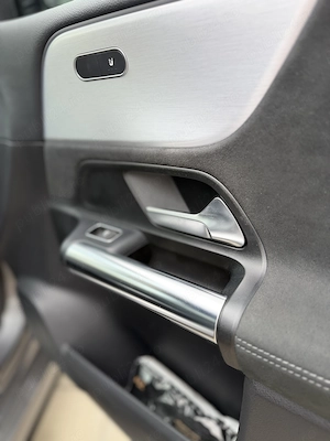 Mercedes- Benz B 250 e AMG Line Plug-in Hybrid  2021   TVA deductibil 218 CP - imagine 4