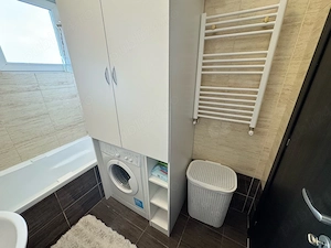 Proprietar vand Apartamnet utilat si mobilat   loc de parcare inclus