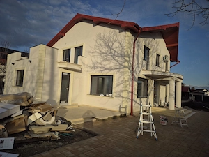 Echipă construcții 