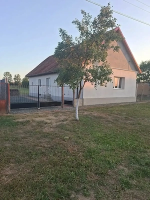 Vând casă in localitatea Sarbova.Jud.Timiș  - imagine 4