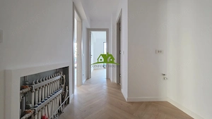 Ap.3 Camere la Etaj 1,Bloc 2026, cartier Traian-Cecilia Storck , Rm.VL - imagine 12