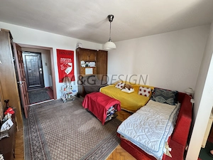 Apartament 1 camera zona Circumvalatiunii 5 min de Piata 700 - imagine 2
