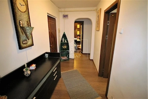 Bistrița Lac-etajul 1-decomandat-mobilat-utilat-centrală-termopan  - imagine 10
