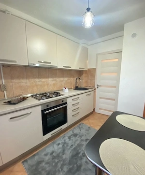   central BRASOV chirie apartament cu 2 camere