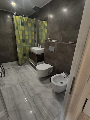 De închiriat apartament două camere decomandat zona Centru - imagine 3