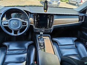 Volvo V90 D4 Momentum Pro, 2019, 2.0 190 hp - imagine 4