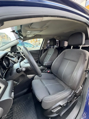 De vânzare Opel astra J sport tourier  - imagine 4