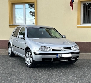 Golf 4 1.4 benzina an 2003 unic proprietar acte la zi fiscal pe loc   