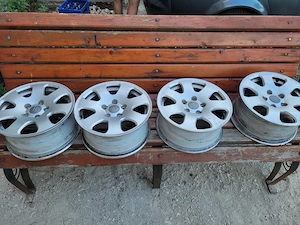 Vânzare set 5 jenti aluminiu  15 Audi A4B6  200 lei/buc - imagine 2