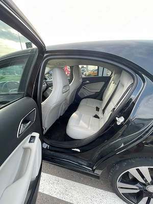 Mercedes-Benz A 180 CDI 7G-DCT AMG Line - imagine 5