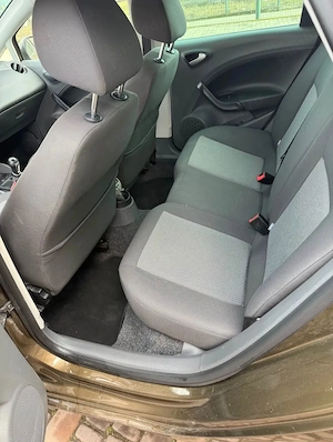 Seat Ibiza 2011 1.2 TDI break - imagine 7