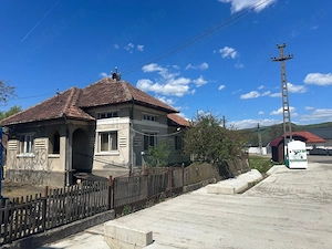 Vând casă Busag