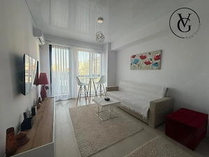 Studio modern cu dormitor separat- zona Campus - parcare inclusa