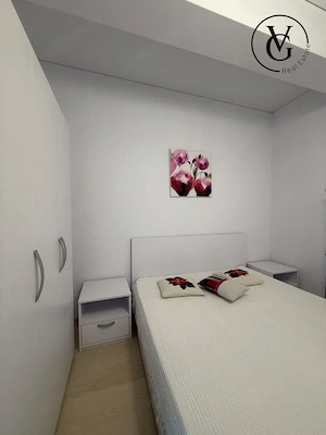 Studio modern cu dormitor separat- zona Campus - parcare inclusa - imagine 3