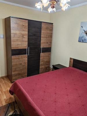 Inchiriez apartament 4 camere rahova - imagine 4