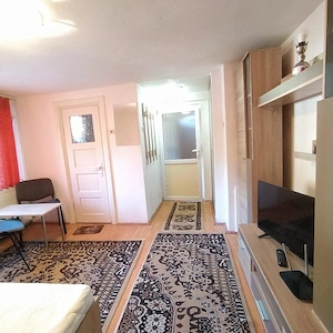 Garsoniera de inchiriat in Centrul Vechi Brasov - imagine 3