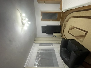Proprietar, inchiriez apartament doua camere renovat - imagine 3