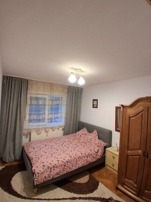 Închiriez apartament cu o cameră pe strada Lapusului vis a vis de Hotelul Nevis. - imagine 4