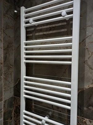 Vand Garsoniera tip apartament in Marasesti Vrancea etaj 2 din 4,29 mp, renovata complet  - imagine 13