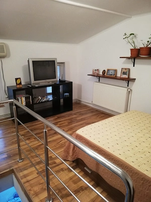 Tineretului, inchiriez casa curte - imagine 4