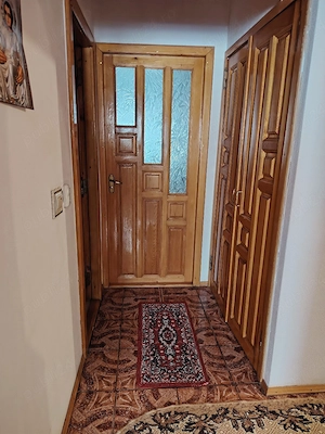 Vand apartament 3 camere plus garaj - imagine 6