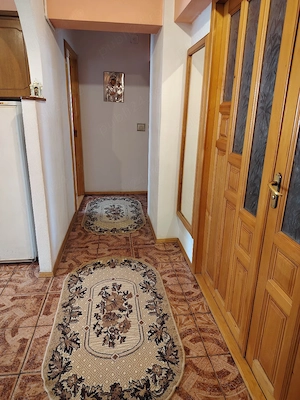 Vand apartament 3 camere plus garaj - imagine 7