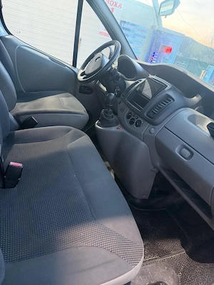 Opel Vivaro 2012 - imagine 5