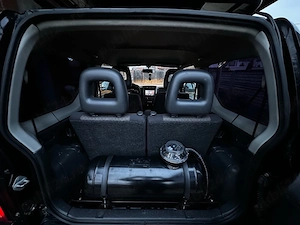 Vând Suzuki Jimny 1.3 2008 - imagine 3