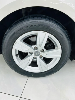Audi A4 - imagine 9