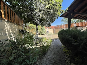 Casa de inchiriat, 4 dormitoare, 3 bai, garaj, curte, zona Lipovei. - imagine 17