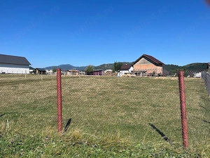 Teren intravilan în Zărnești pe strada Zorilor - imagine 3