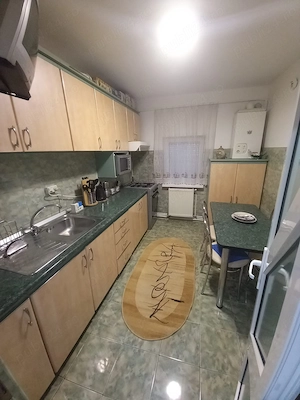 Închiriez apartament 2 camere - imagine 3