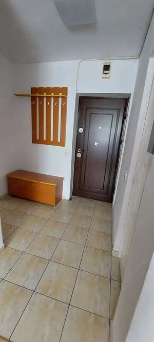 Inchiriez apt 1 camera - imagine 7