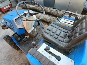 Tractor isechi cu utilaje 30 cv - imagine 4