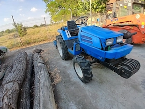 Tractor isechi cu utilaje 30 cv - imagine 3