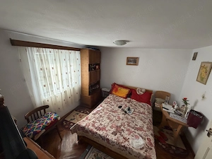 Casa cu gradina frumoasa la tara - imagine 8