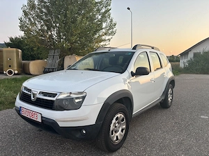 Dacia Duster Suv 4x 4 Diesel  - imagine 2