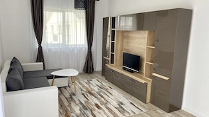 Proprietar inchiriez ap.2 camere, 2 balcoane, parcare, lift, 58 mp utili,negociabil