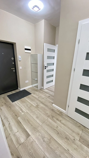 Proprietar inchiriez ap.2 camere, 2 balcoane, parcare, lift, 58 mp utili,negociabil - imagine 8