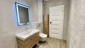 Proprietar inchiriez ap.2 camere, 2 balcoane, parcare, lift, 58 mp utili,negociabil - imagine 9