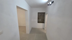 Racasdia, Spatiu Comercial la Sosea, Locatie Centrala - imagine 10