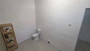 Racasdia, Spatiu Comercial la Sosea, Locatie Centrala - imagine 9