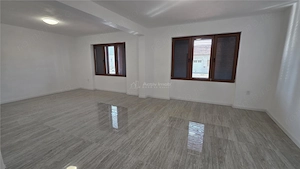 Racasdia, Spatiu Comercial la Sosea, Locatie Centrala - imagine 3