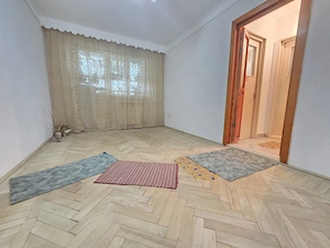 Apartament 3 camere pozitionat stradal Aviatiei et.3 - imagine 2